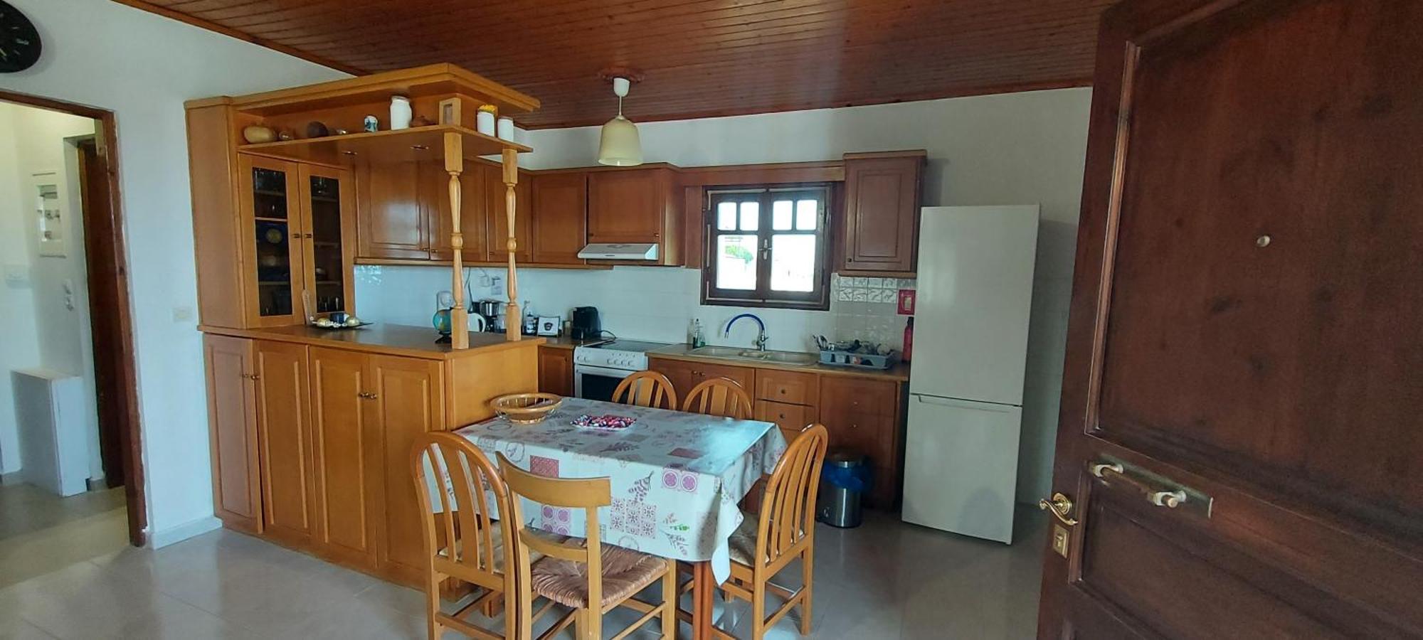 Elena'S Family House Daire Artemida  Dış mekan fotoğraf